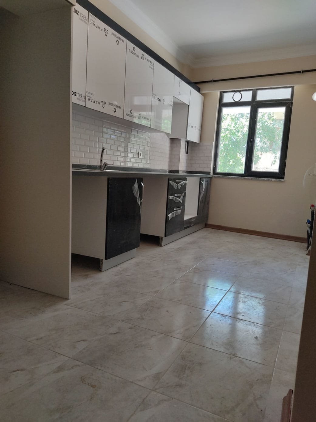 Maviş-Apartmanı-13